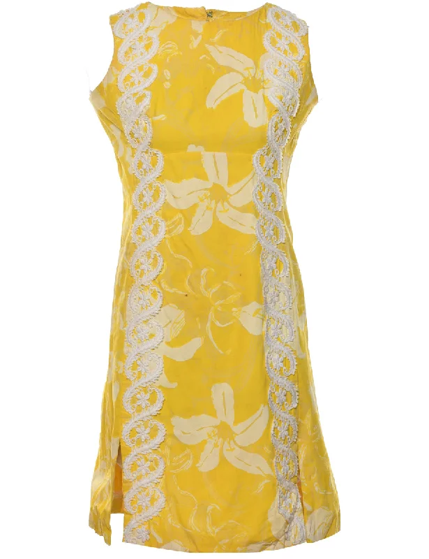 Floral Print White & Yellow 1960s Hawaiian Dress - M