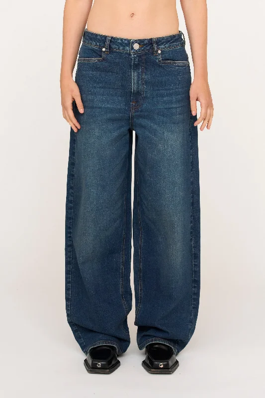 TRW-Kaia Slung Jeans Wash Riverside